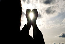 开云官网-阿尔希拉尔球队配合日益默契，世俱杯表现备受关注