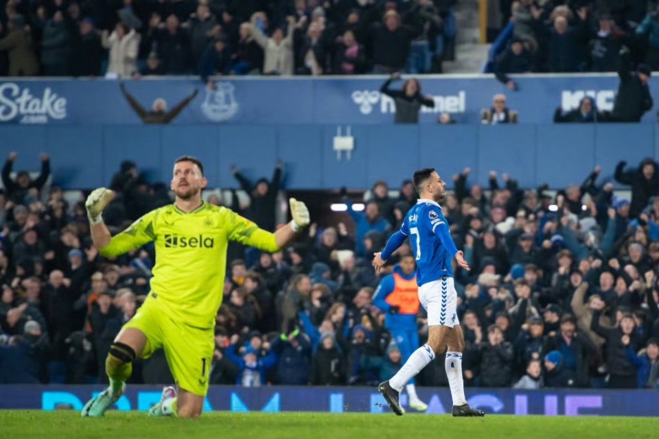 开云体育下载-关于热刺惨败引争议，主帅或面临危机的信息