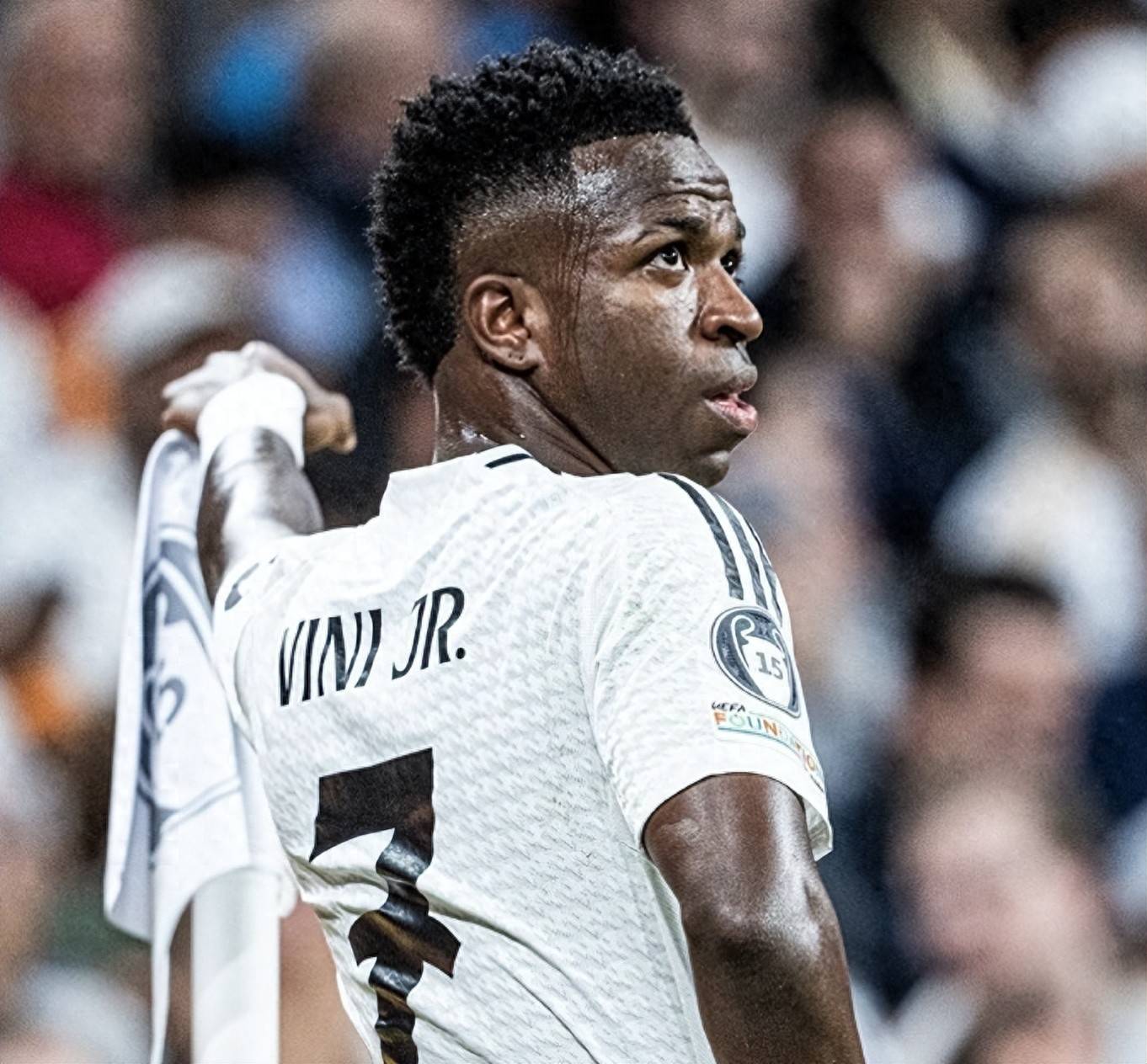 开云下载-包含皇马巨星破门，欧冠之巅风云再现的词条