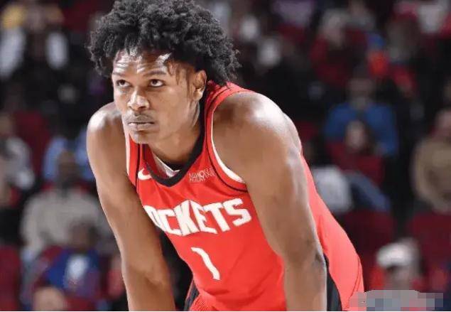 球员个人突破难关，取得令人惊艳成绩的简单介绍