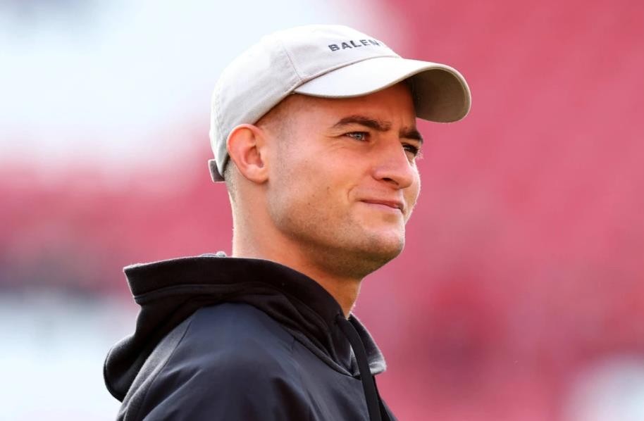 关于纽伦堡门将高光表现获得赞誉，德甲守门员之王崛起的信息