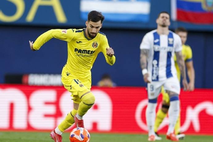 开云体育官网-莱万特主场不敌比利亚雷亚尔，遭遇重创