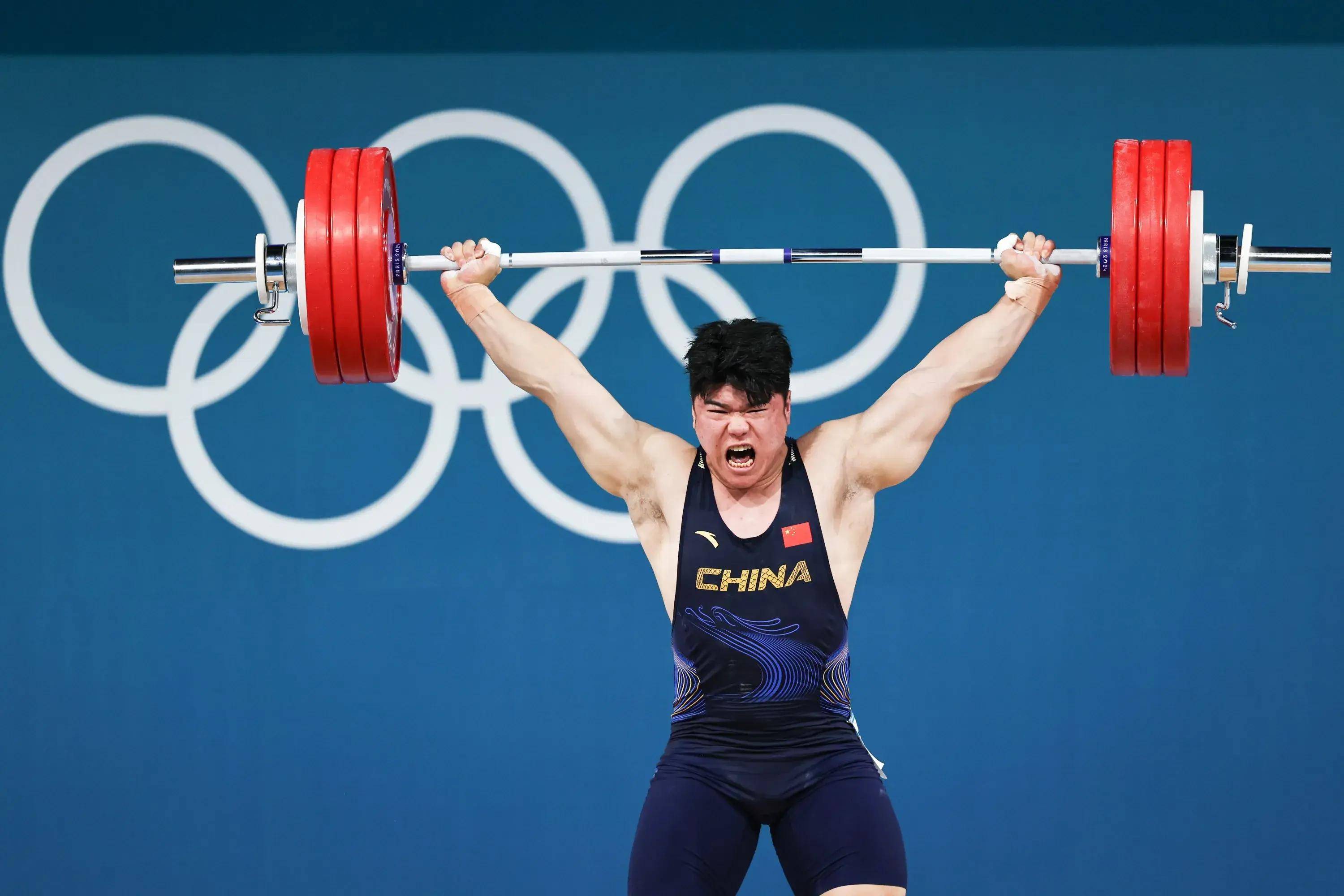 关于举重项目夺冠，中国选手力量无穷！的信息