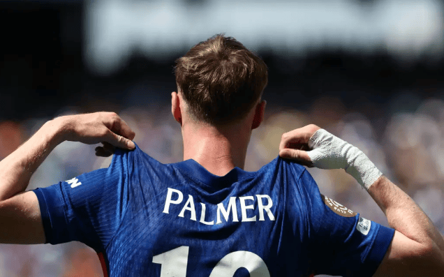 开云体育在线-切尔西新秀挺进，登顶在即