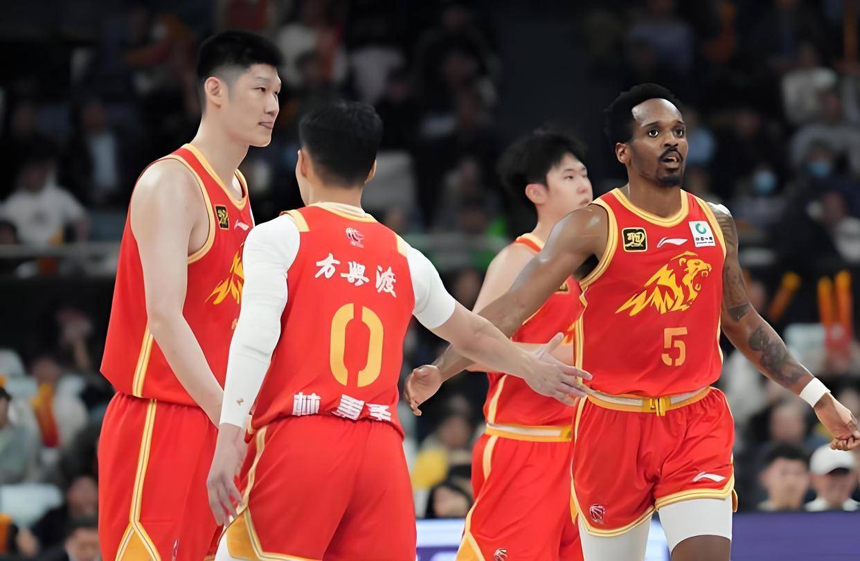 青岛双星队奋力压倒东莞队，摆脱连败阴影的简单介绍