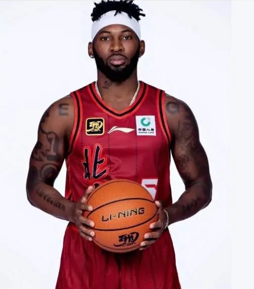 关于北美球员在大赛中展现出色表现的信息