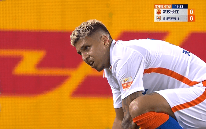 开云体育APP下载-临场调整，球队反击立功取得胜利的简单介绍