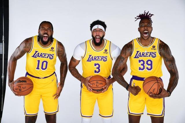 助攻王再度登场：组织牵制对方内线成功助攻的简单介绍