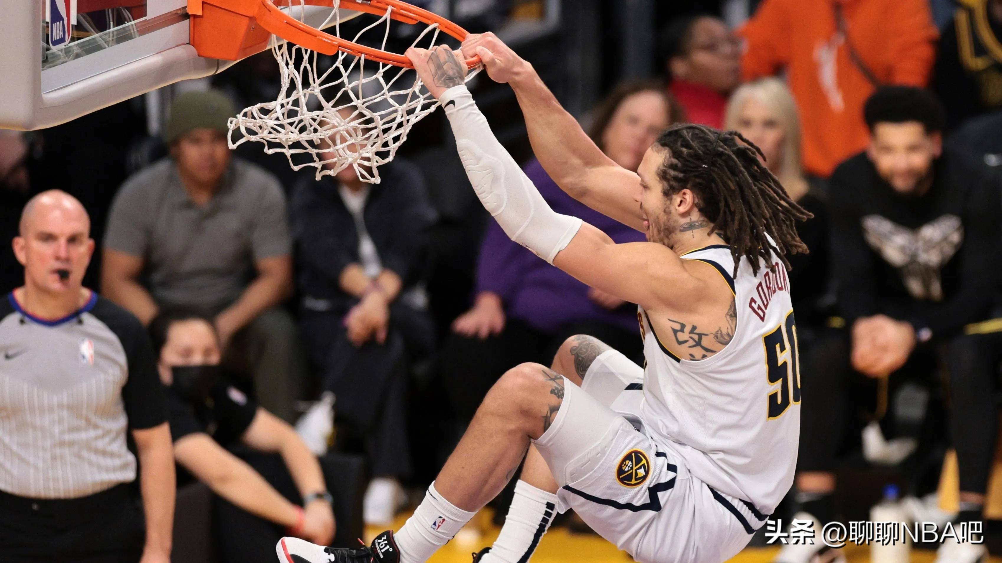 爵士击败国王，保持好战绩