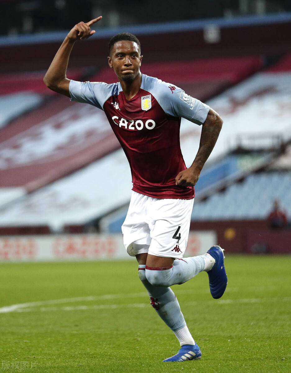 包含佛罗伦萨士气高涨，追赶前四位置的词条