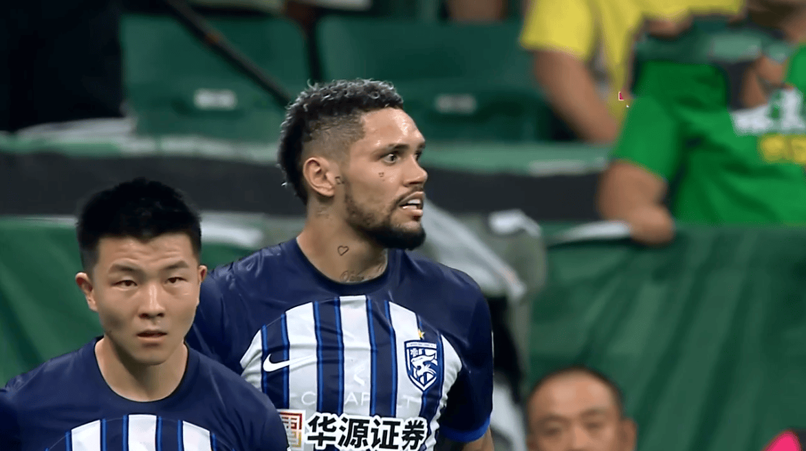 开云体育-新晋球员砍下生涯新高分，引领球队惊险取胜！的简单介绍