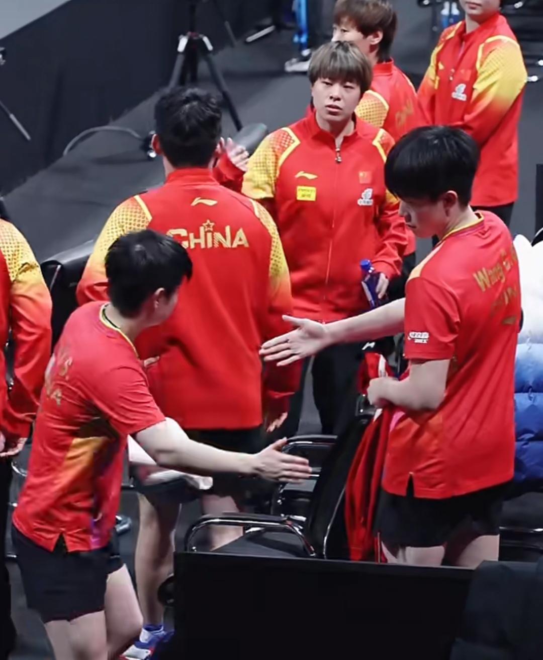 开云体育下载-关键比赛中某队打破僵局获胜