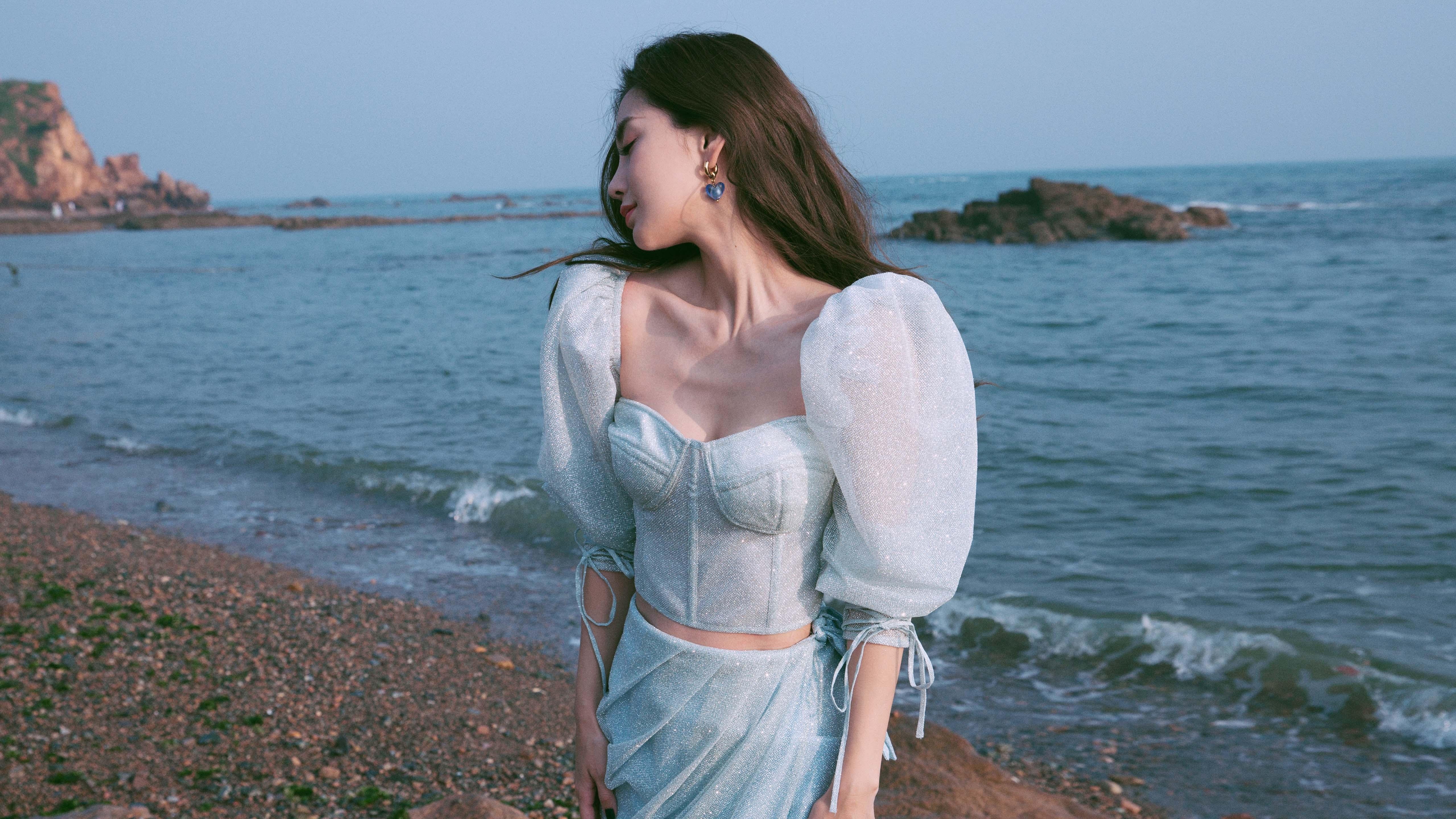 山丘之王，喀麦隆奇迹，罗德里戈一脚踏碎巨人巴萨