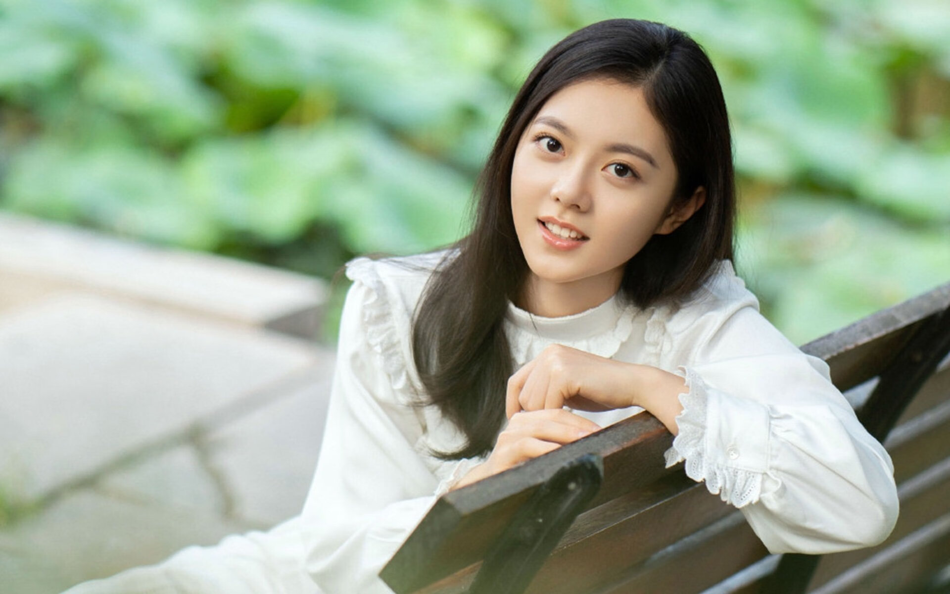 开云体育入口-欧冠淘汰赛焦点战再现，猛龙压哨绝杀快船，篮球场上的欧洲之夜