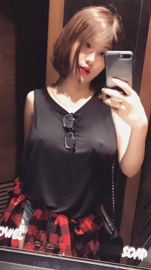 哈登爆发连砍关键分，雄鹿力克广东队拉开差距赢得国际对决