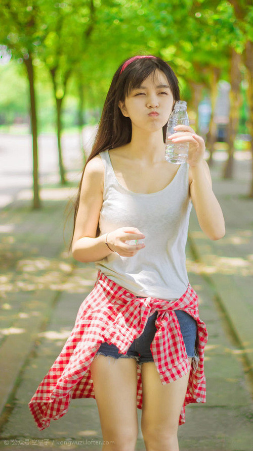 莫德里奇关键一击,尼斯生死战力克乌拉圭